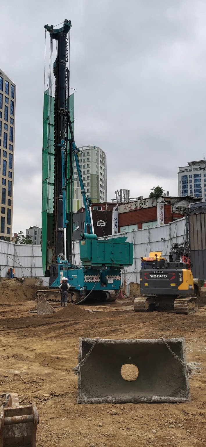 (주)케이에스한국고용정보 강동사옥 신축공사 중 토공사